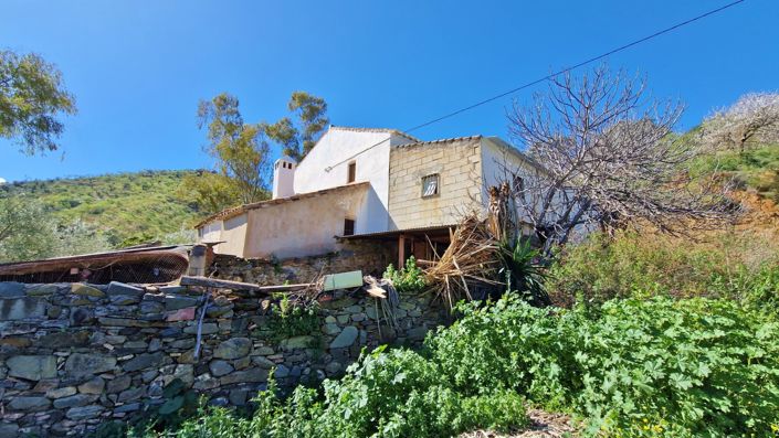 Image No.40-5 Bed Country House for sale