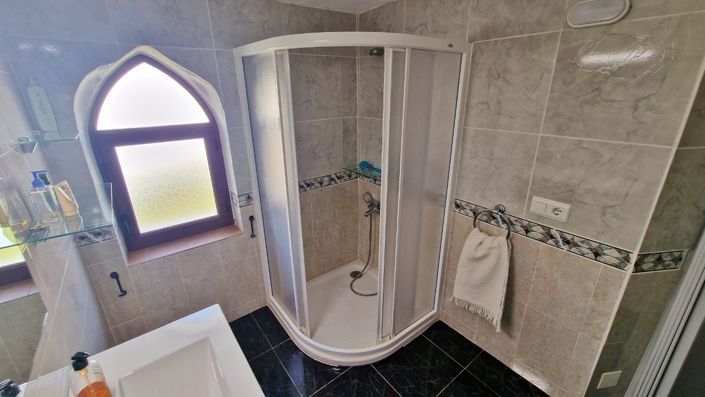 Image No.25-Maison de campagne de 4 chambres à vendre à Malaga