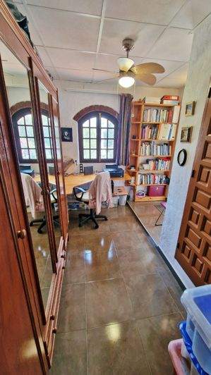 Image No.27-Maison de campagne de 4 chambres à vendre à Malaga