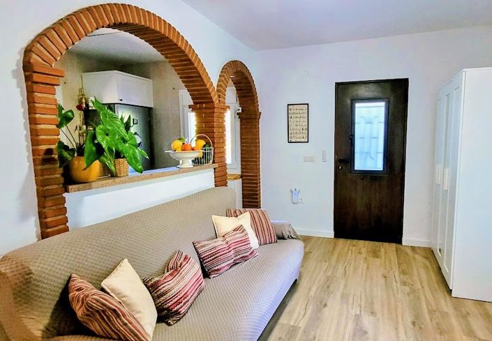 Image No.28-2 Bed Country House for sale