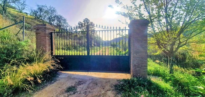 Image No.29-2 Bed Country House for sale