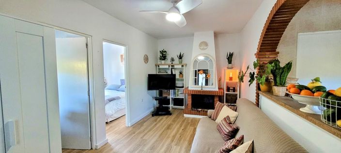 Image No.9-2 Bed Country House for sale