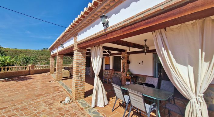 Image No.3-5 Bed Country House for sale