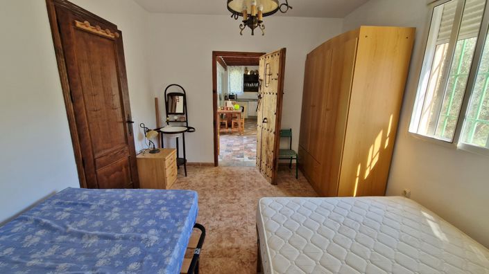 Image No.26-4 Bed Country House for sale