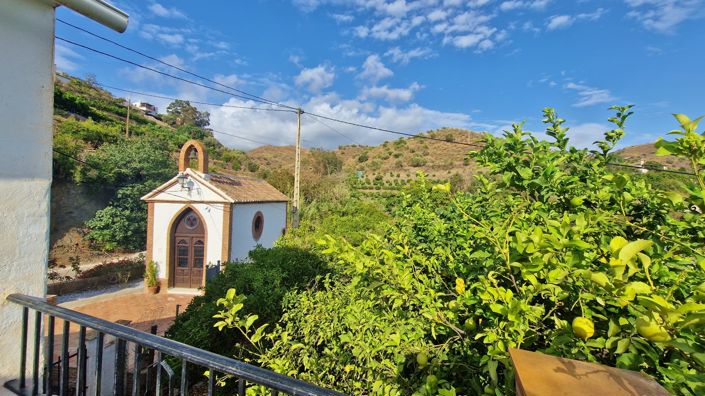 Image No.23-2 Bed Country House for sale