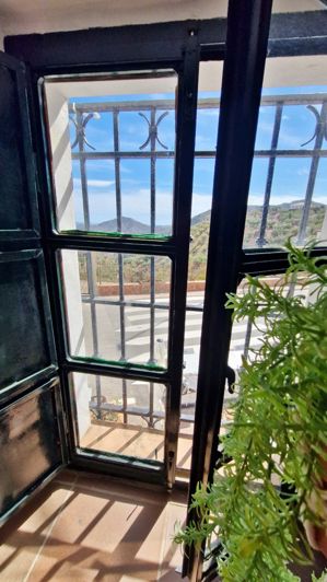 Image No.21-4 Bed Townhouse for sale