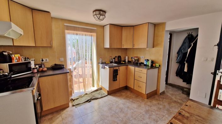 Image No.28-4 Bed Townhouse for sale