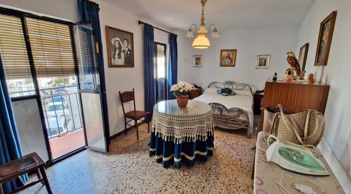 Image No.14-7 Bed Village House for sale