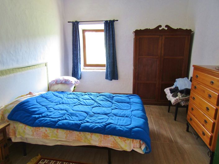 Image No.22-Maison de campagne de 4 chambres à vendre à Grenade