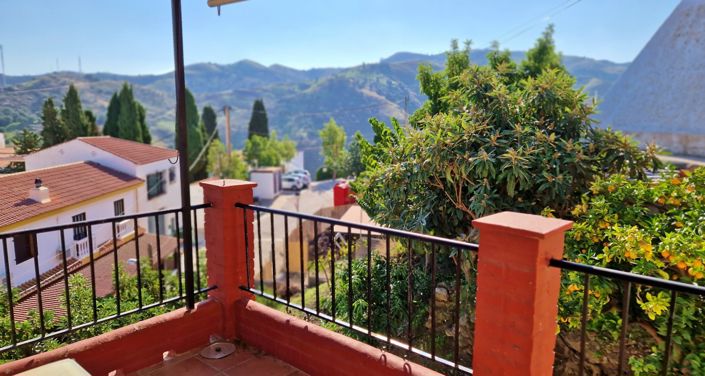 Image No.6-3 Bed Village House for sale