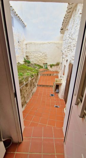 Image No.11-3 Bed Apartment for sale