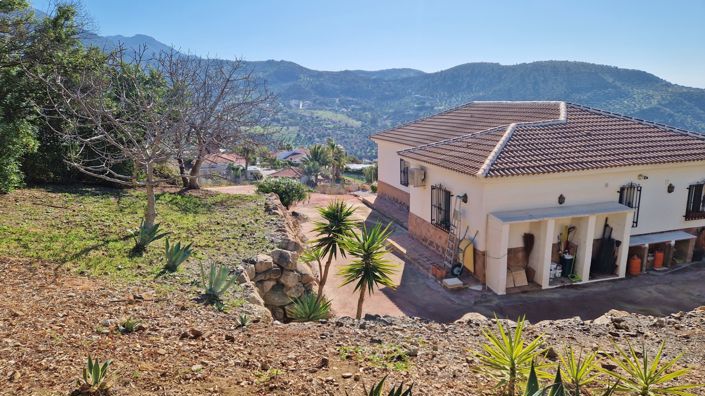 Image No.5-3 Bed Country House for sale