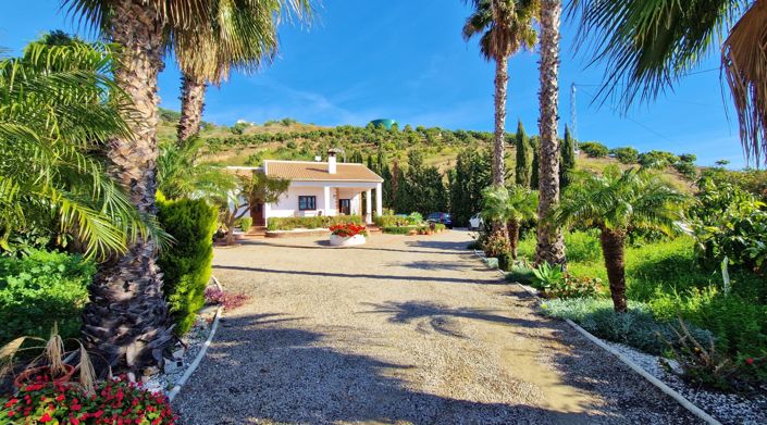 Image No.1-Maison de campagne de 3 chambres à vendre à Benamargosa