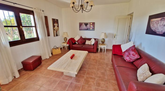 Image No.26-3 Bed Country House for sale