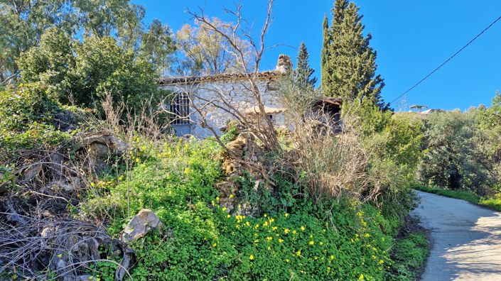 Image No.18-3 Bed Country House for sale