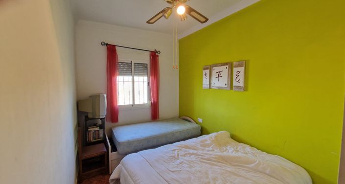 Image No.15-4 Bed Country House for sale