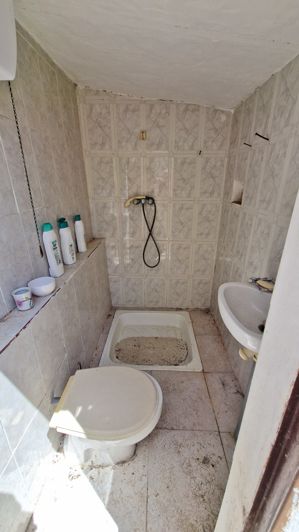 Image No.17-2 Bed Country House for sale