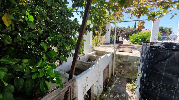 Image No.4-2 Bed Country House for sale