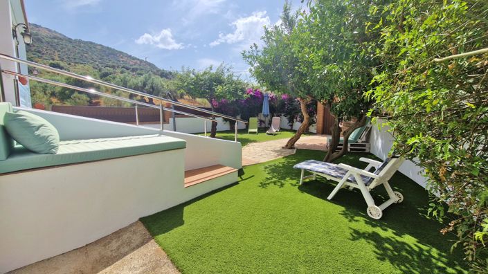 Image No.9-2 Bed Country House for sale