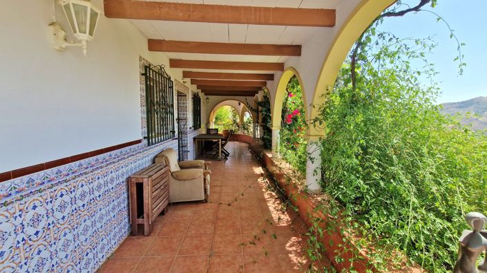 Image No.1-3 Bed Country House for sale