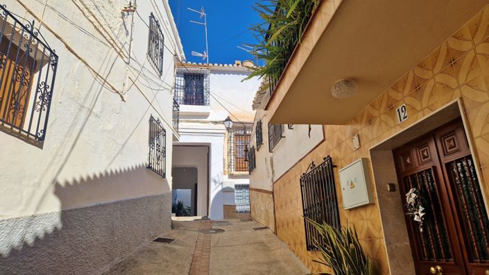 Image No.1-2 Bed Village House for sale