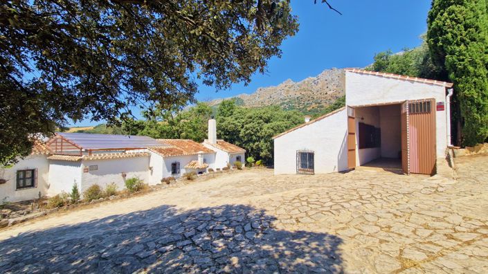Image No.1-3 Bed Country House for sale