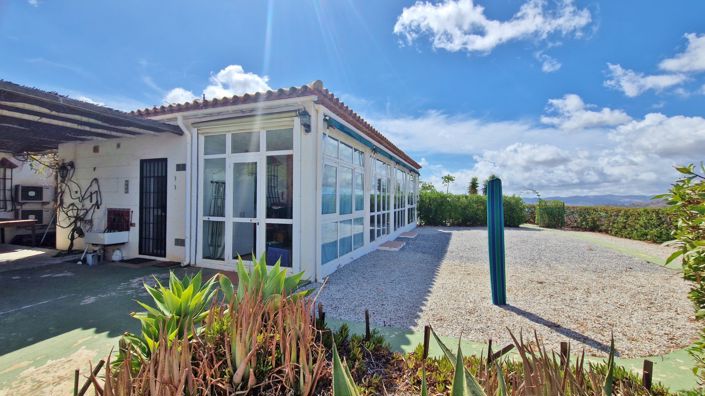 Image No.6-4 Bed Country House for sale