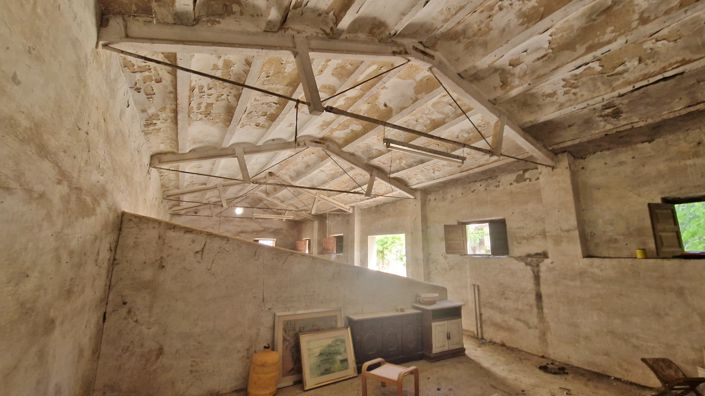 Image No.36-8 Bed Country House for sale