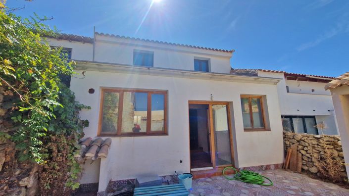 Image No.4-Maison de campagne de 2 chambres à vendre à Fornes