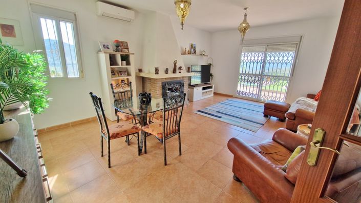 Image No.8-3 Bed Country House for sale