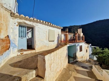 Unspoilt Andalusia most sold property