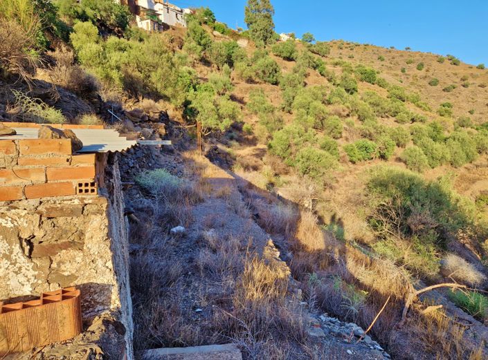 Image No.26-3 Bed Village House for sale