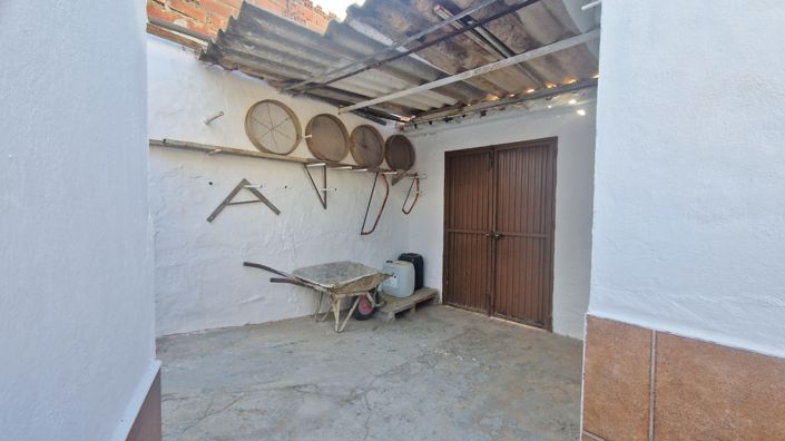 Image No.17-3 Bed Townhouse for sale