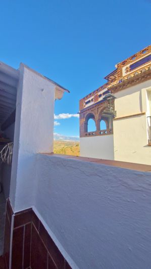 Image No.32-3 Bed Townhouse for sale