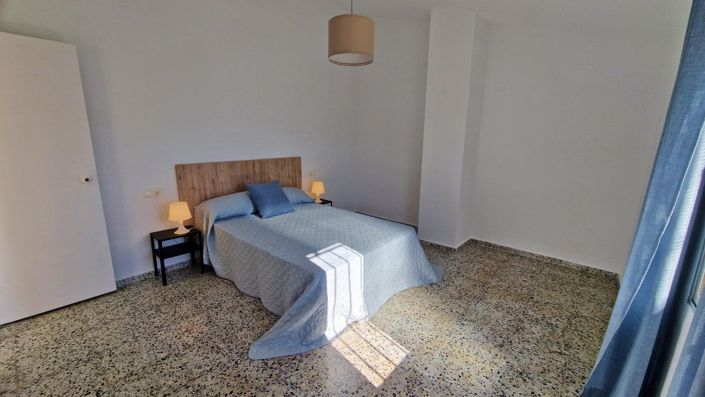 Image No.12-6 Bed Country House for sale