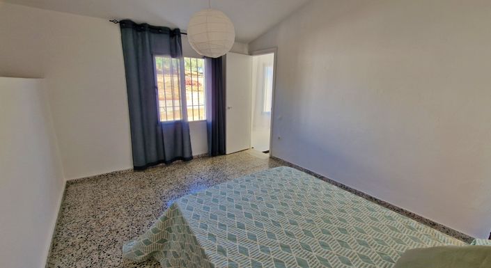 Image No.13-6 Bed Country House for sale