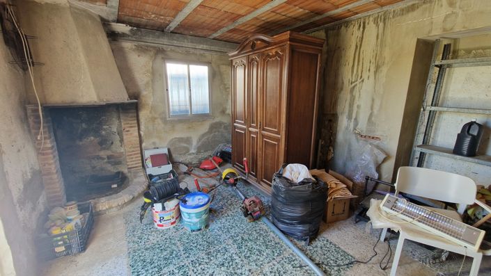Image No.23-6 Bed Country House for sale