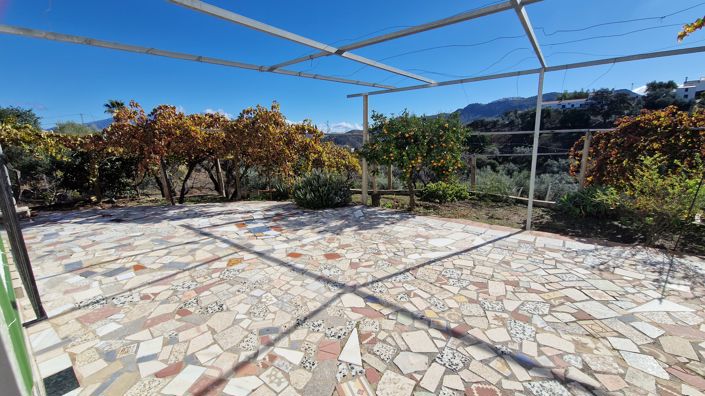 Image No.37-6 Bed Country House for sale