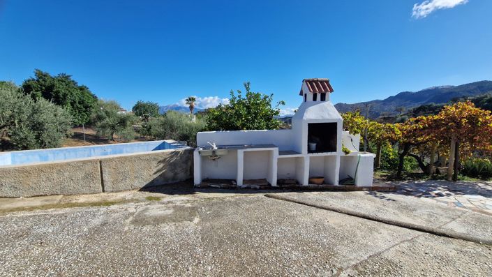 Image No.44-6 Bed Country House for sale