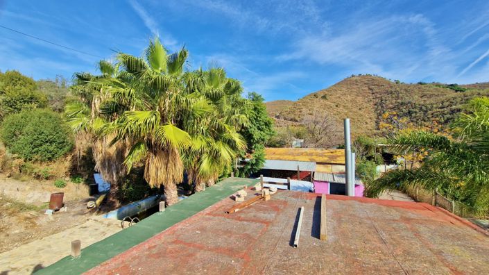 Image No.23-3 Bed Country House for sale