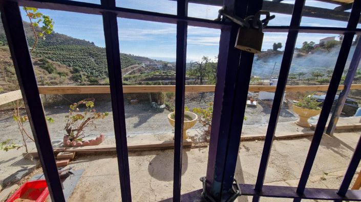 Image No.25-3 Bed Country House for sale