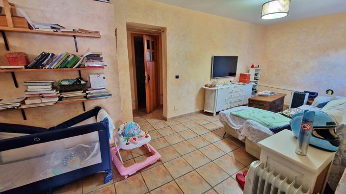 Image No.8-3 Bed Country House for sale