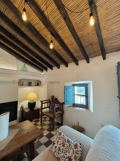 Image No.14-3 Bed Country House for sale