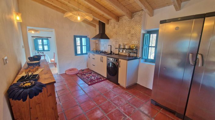 Image No.17-3 Bed Country House for sale