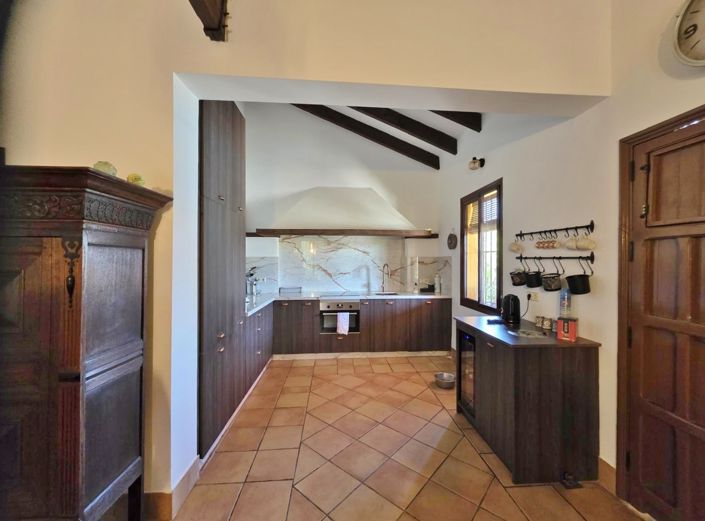 Image No.17-4 Bed Cortijo for sale