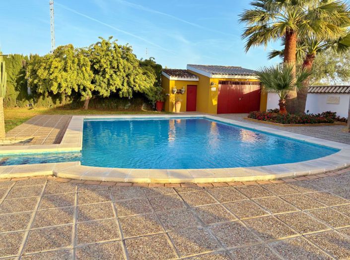 Image No.6-4 Bed Cortijo for sale