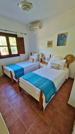 Image No.28-Maison de campagne de 3 chambres à vendre à Benamargosa