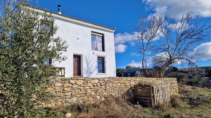 Image No.2-Maison de campagne de 3 chambres à vendre à Jayena