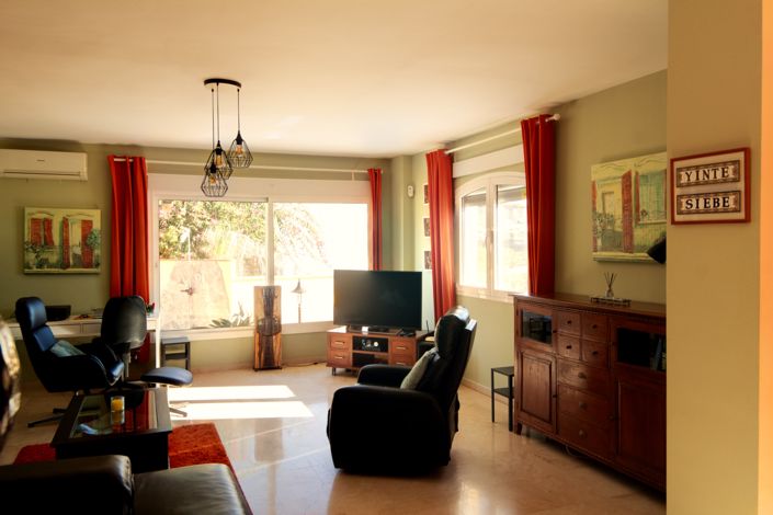 Image No.4-3 Bed Townhouse for sale