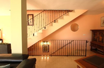 tv7ubej1bd9living20trappen20op20en20down20def